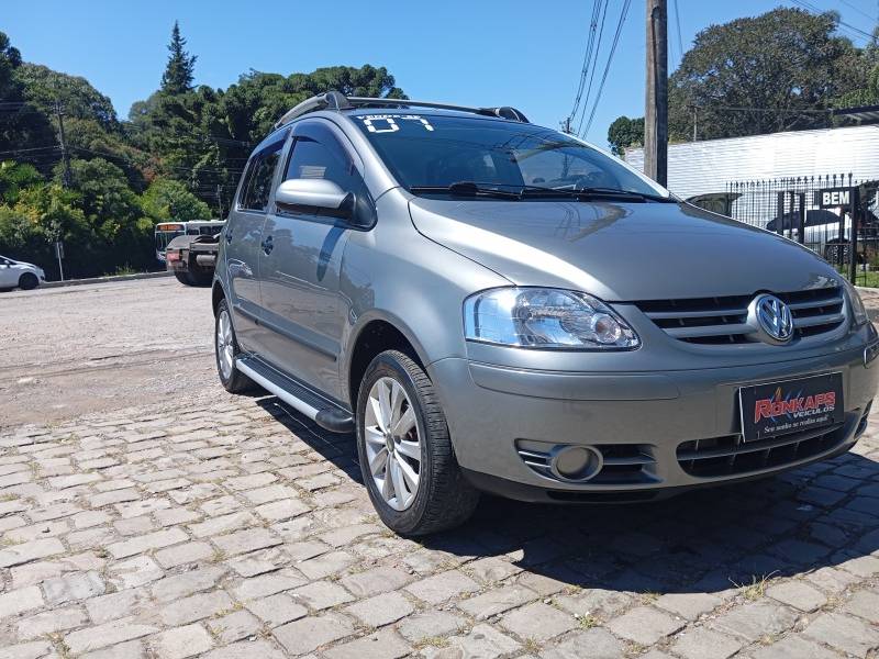 VOLKSWAGEN - FOX - 2007/2007 - Cinza - Sob Consulta