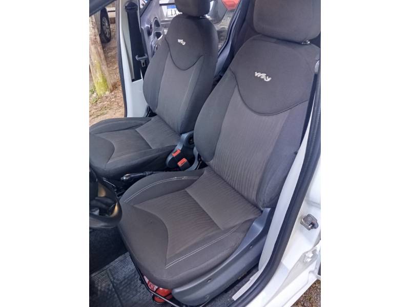 FIAT - UNO - 2013/2013 - Branca - R$ 34.900,00