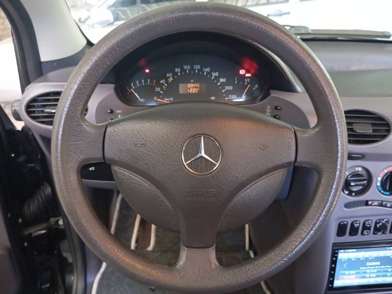 MERCEDES-BENZ - CLASSE A - 2004/2004 - Preta - R$ 19.900,00