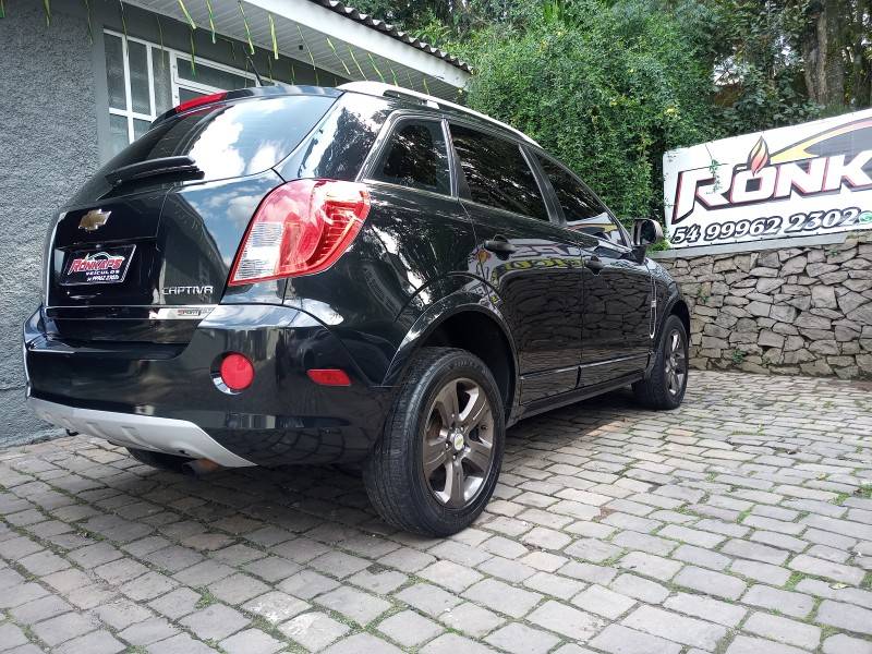 CHEVROLET - CAPTIVA - 2014/2014 - Preta - R$ 52.500,00