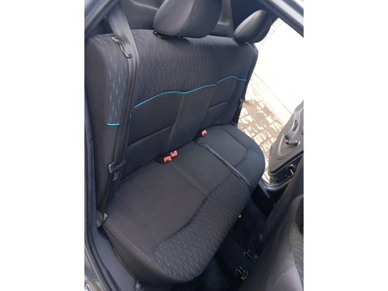 RENAULT - CLIO - 2016/2016 - Cinza - R$ 36.900,00