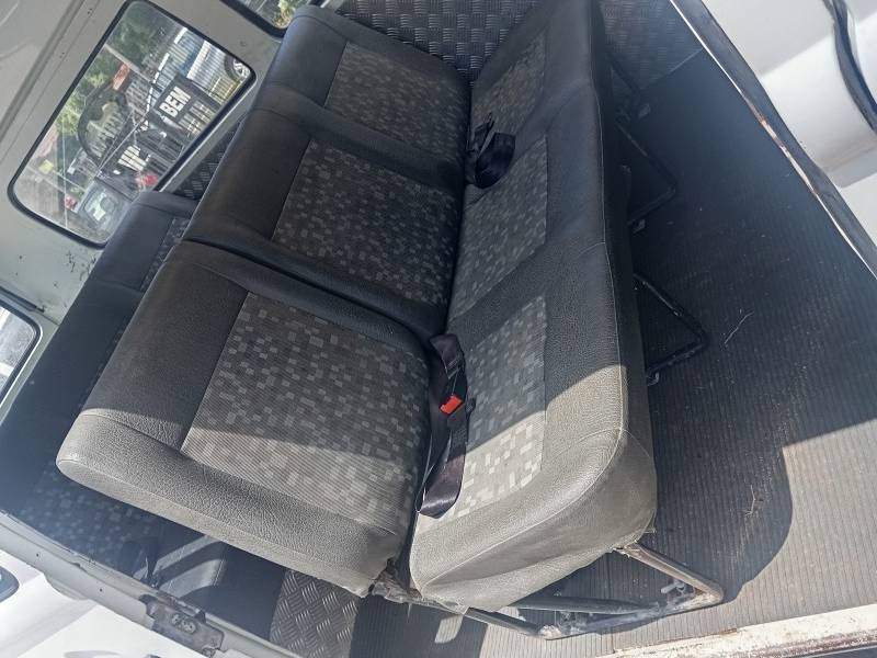 VOLKSWAGEN - KOMBI - 2000/2000 - Branca - Sob Consulta