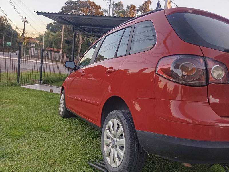 VOLKSWAGEN - SPACEFOX - 2010/2010 - Vermelha - Sob Consulta