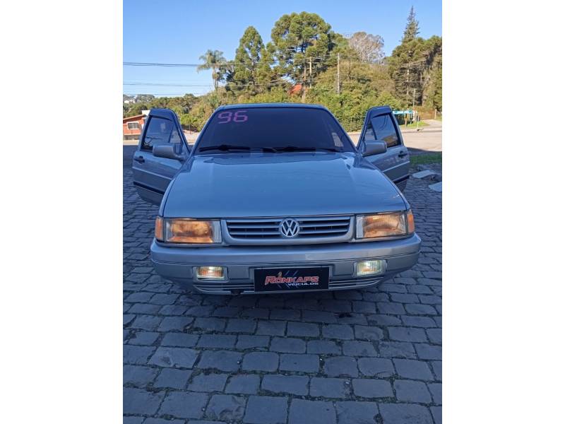 VOLKSWAGEN - SANTANA - 1996/1996 - Prata - R$ 31.900,00