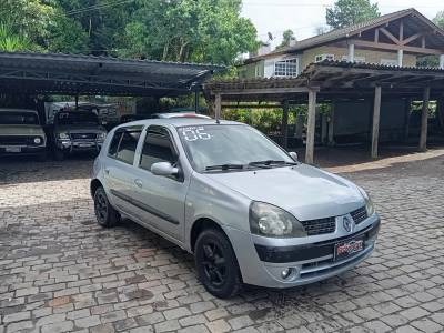 RENAULT - CLIO - 2006/2006 - Prata - R$ 19.900,00