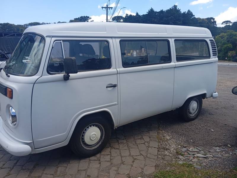 VOLKSWAGEN - KOMBI - 2000/2000 - Branca - Sob Consulta