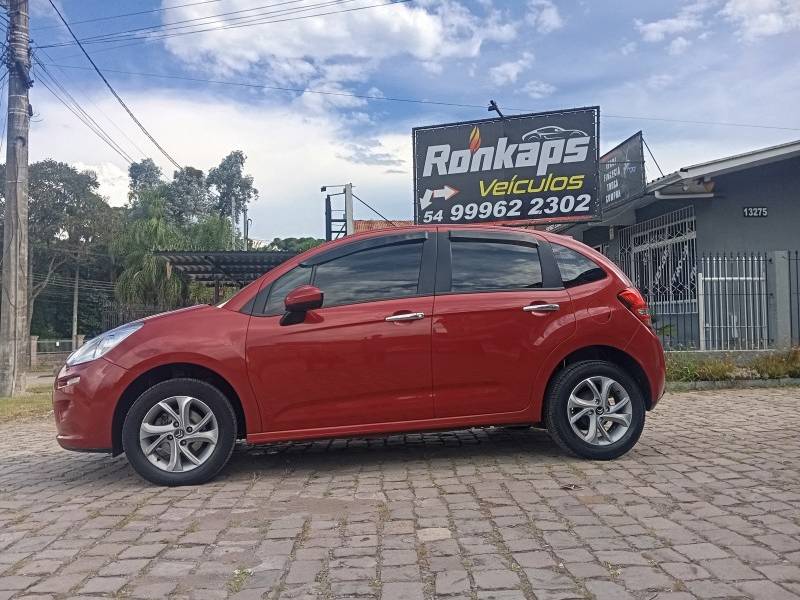 CITROËN - C3 - 2015/2015 - Vermelha - R$ 42.900,00