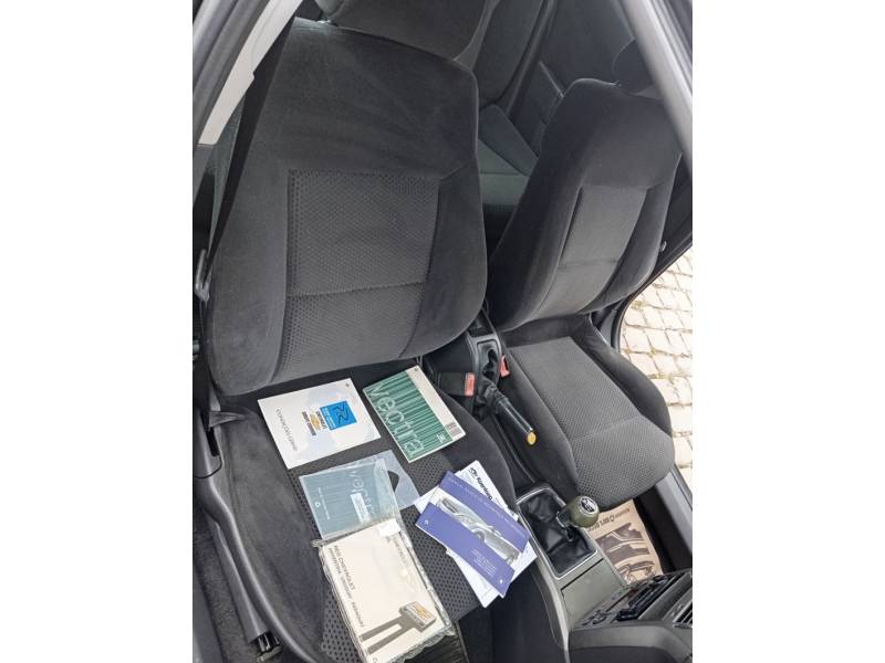 CHEVROLET - VECTRA - 2008/2008 - Preta - R$ 37.900,00