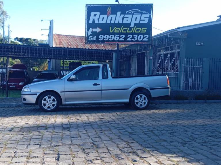 VOLKSWAGEN - SAVEIRO - 2003/2003 - Prata - R$ 35.900,00