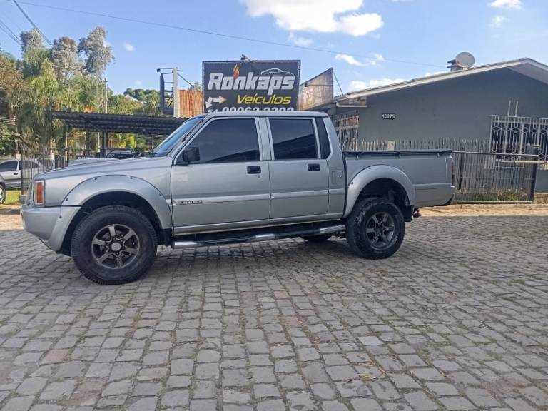 MITSUBISHI - L200 - 2004/2004 - Prata - R$ 49.900,00