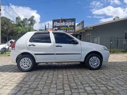 FIAT - PALIO - 2015/2015 - Branca - R$ 33.900,00