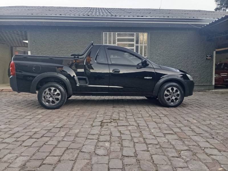 CHEVROLET - MONTANA - 2010/2010 - Preta - R$ 34.900,00