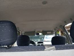 RENAULT - CLIO - 2006/2006 - Prata - R$ 19.900,00