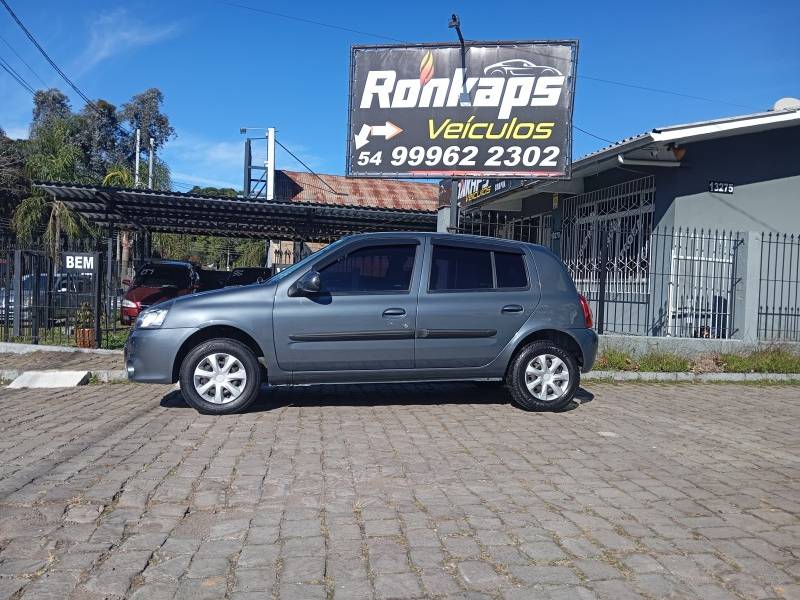 RENAULT - CLIO - 2016/2016 - Cinza - R$ 36.900,00