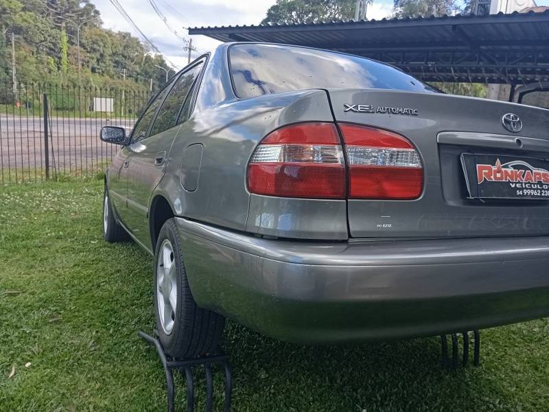 TOYOTA - COROLLA - 2001/2001 - Cinza - R$ 1,00