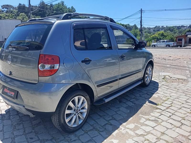 VOLKSWAGEN - FOX - 2007/2007 - Cinza - Sob Consulta