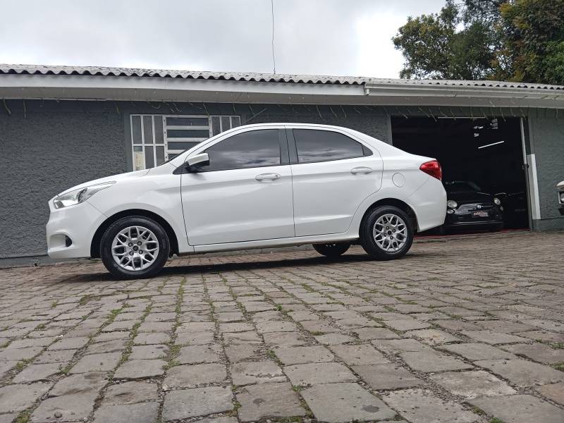 FORD - KA + - 2016/2016 - Branca - R$ 44.900,00